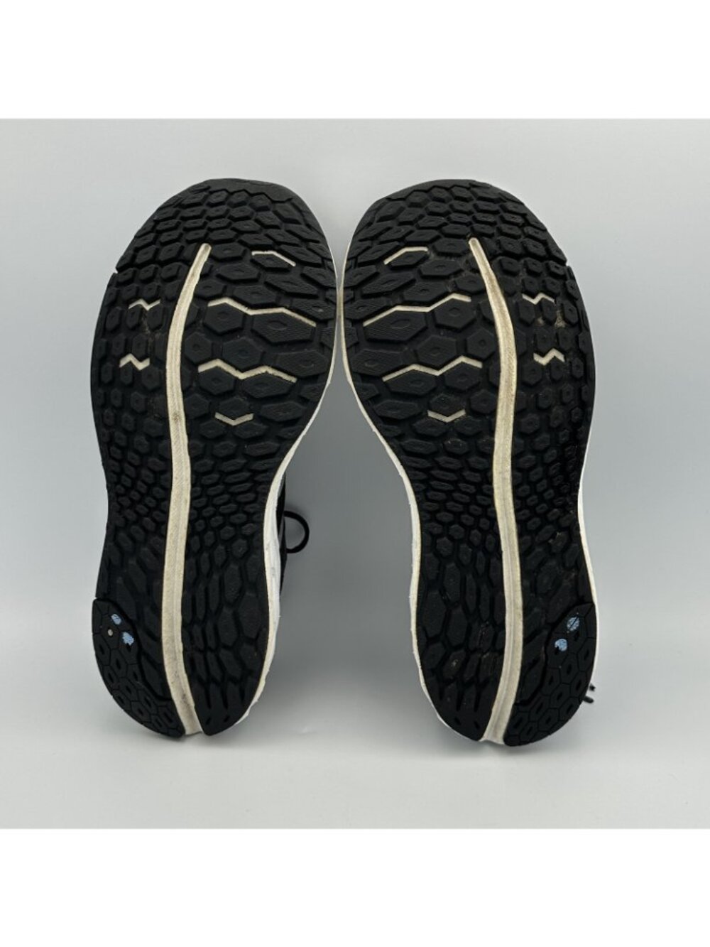 New Balance Fresh Foam Vongo v4 Running Shoes Women's Size 9 Black WVNGOBK4 - Picture 10 of 11